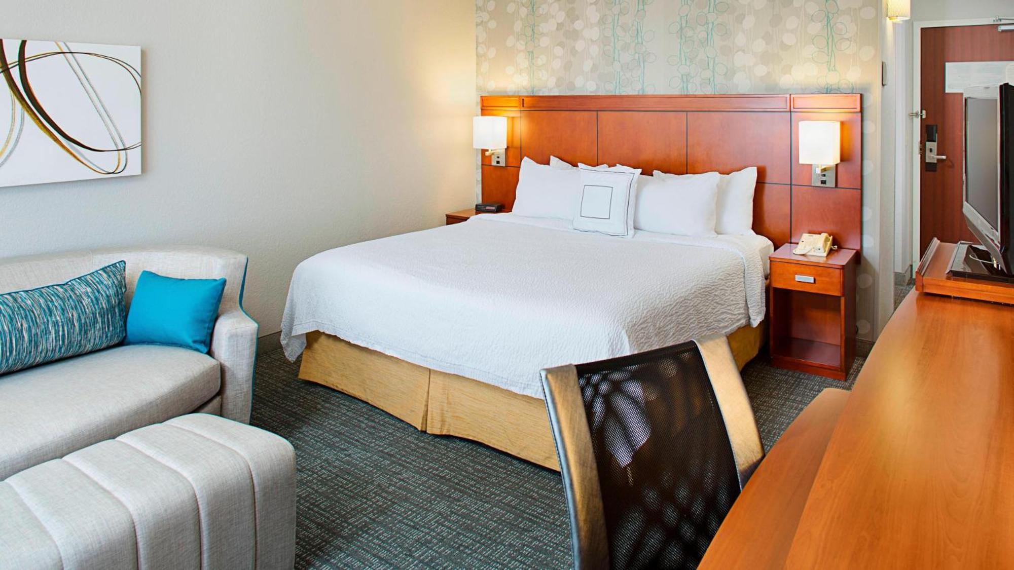Отель Courtyard By Marriott Tucson Williams Centre Экстерьер фото
