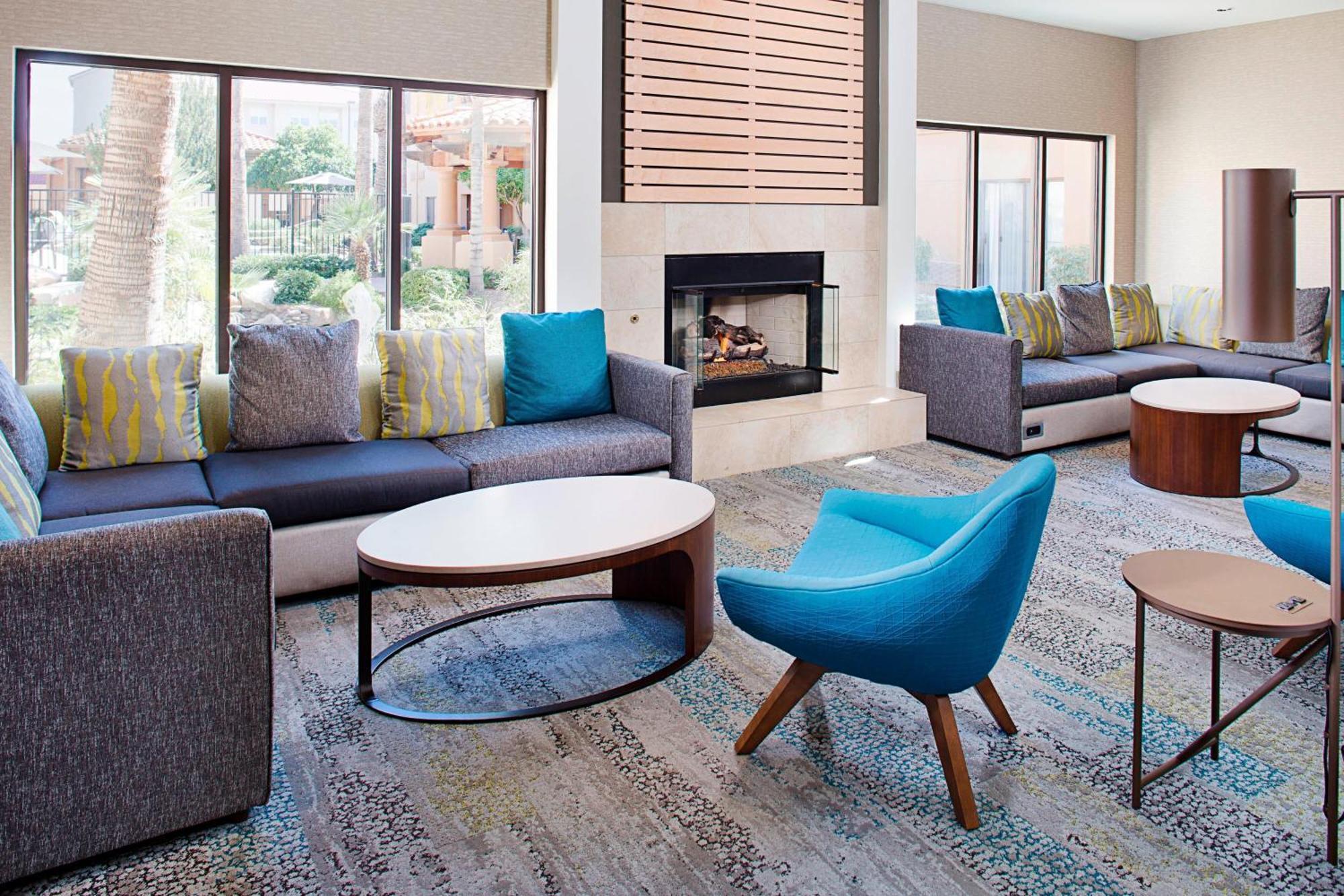 Отель Courtyard By Marriott Tucson Williams Centre Экстерьер фото